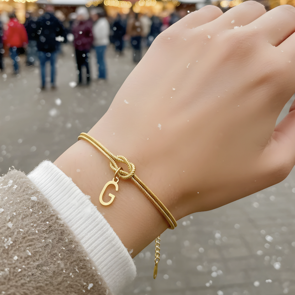 Pulsera Nudo con Letra