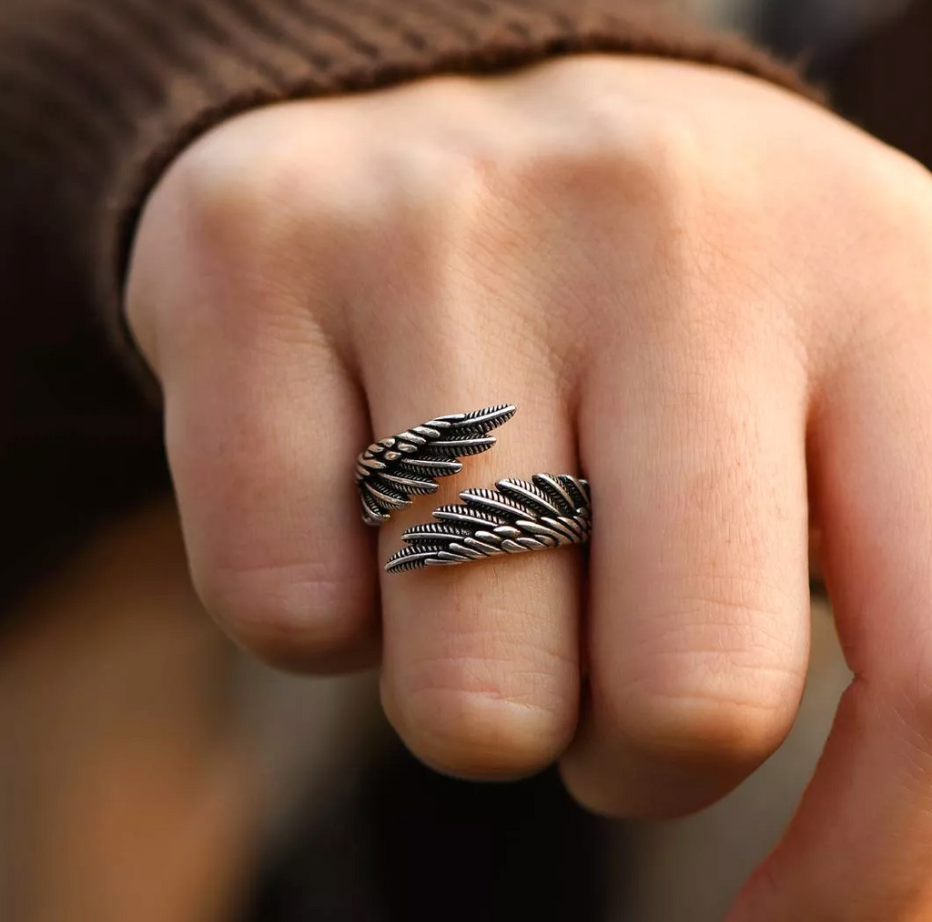 Anillo Alas de Ángel – Personalizable con Nombre