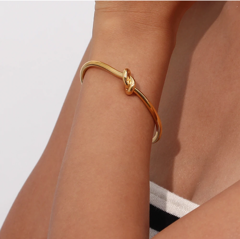 Pulsera nudo de amor