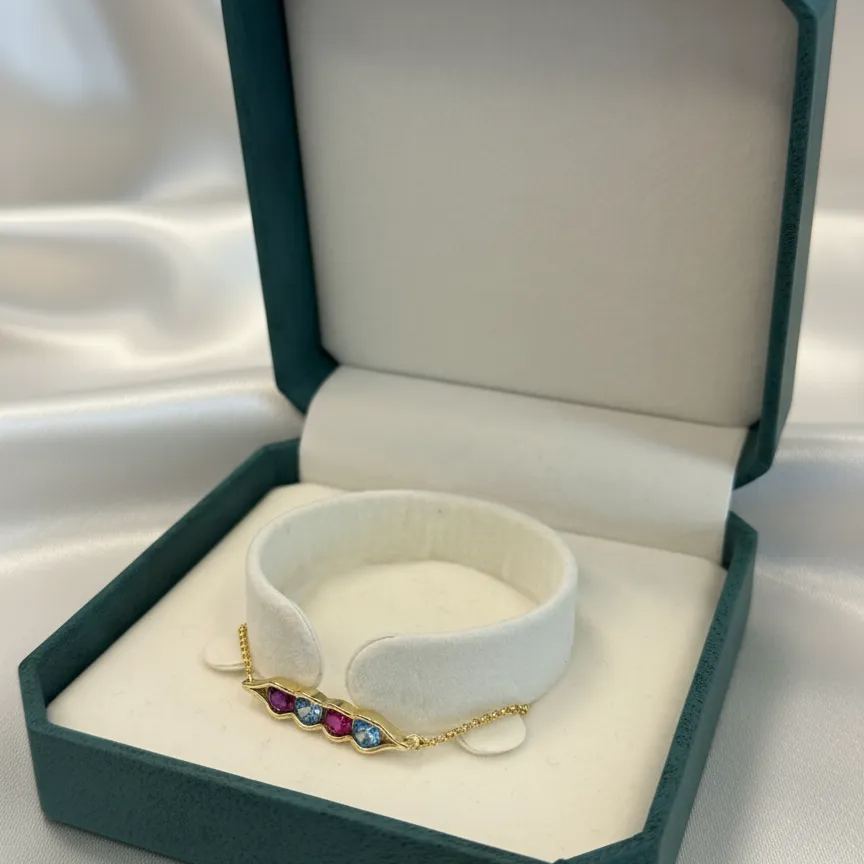 Pulsera Uña y Carne con Piedras de Nacimiento